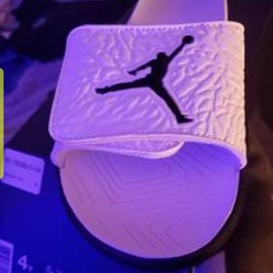 Jordan Sandles Youth 4